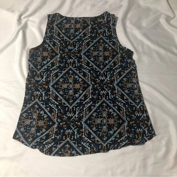 Chicos Sleeveless  Top - Black Blue Gold Patterned - Size US 4-6 - Picture 2 of 7